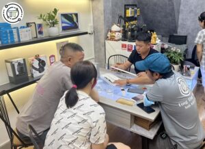 cua-hang-thu-mua-dong-ho-thong-minh-1